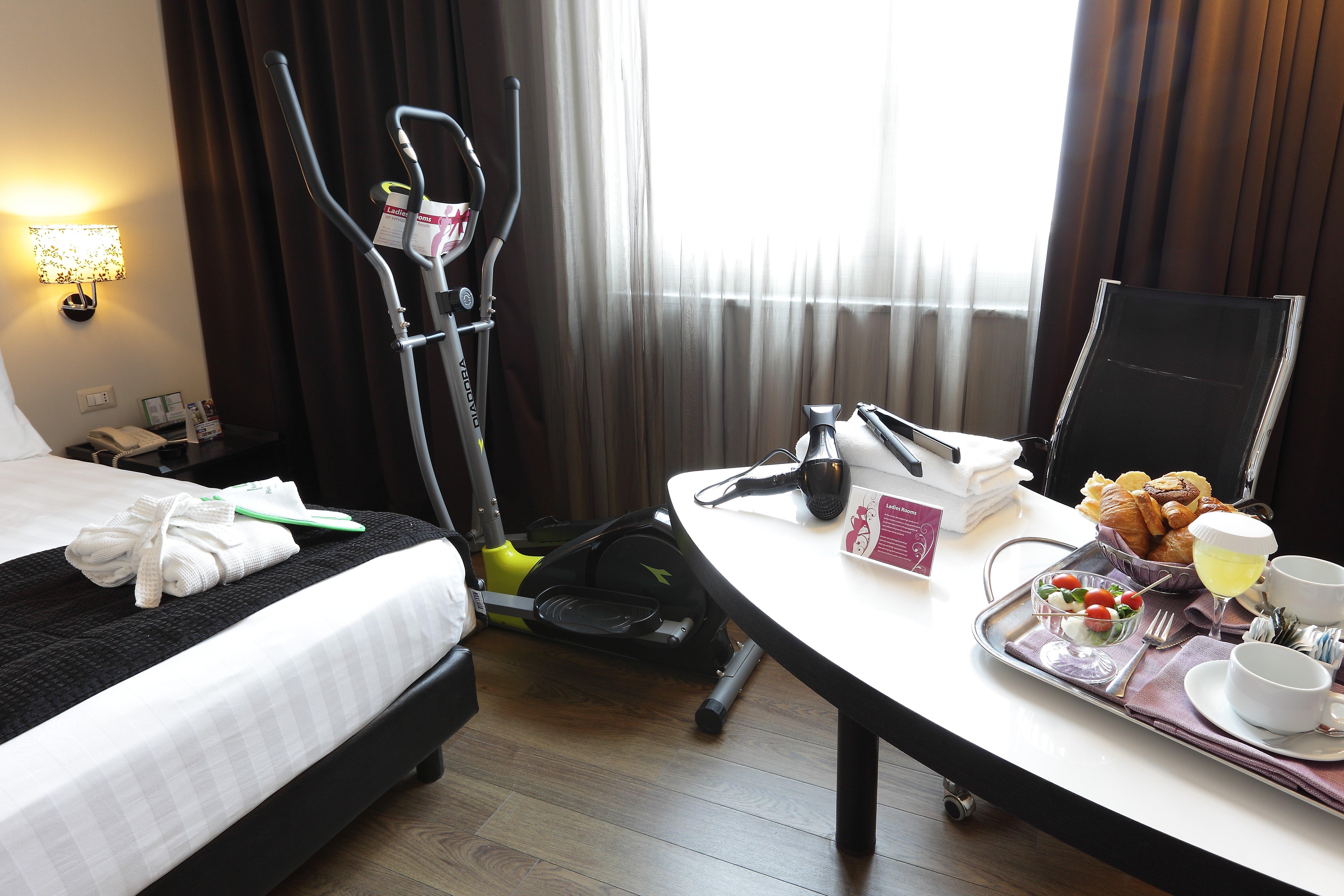 Holiday Inn Genoa City By Ihg Ngoại thất bức ảnh