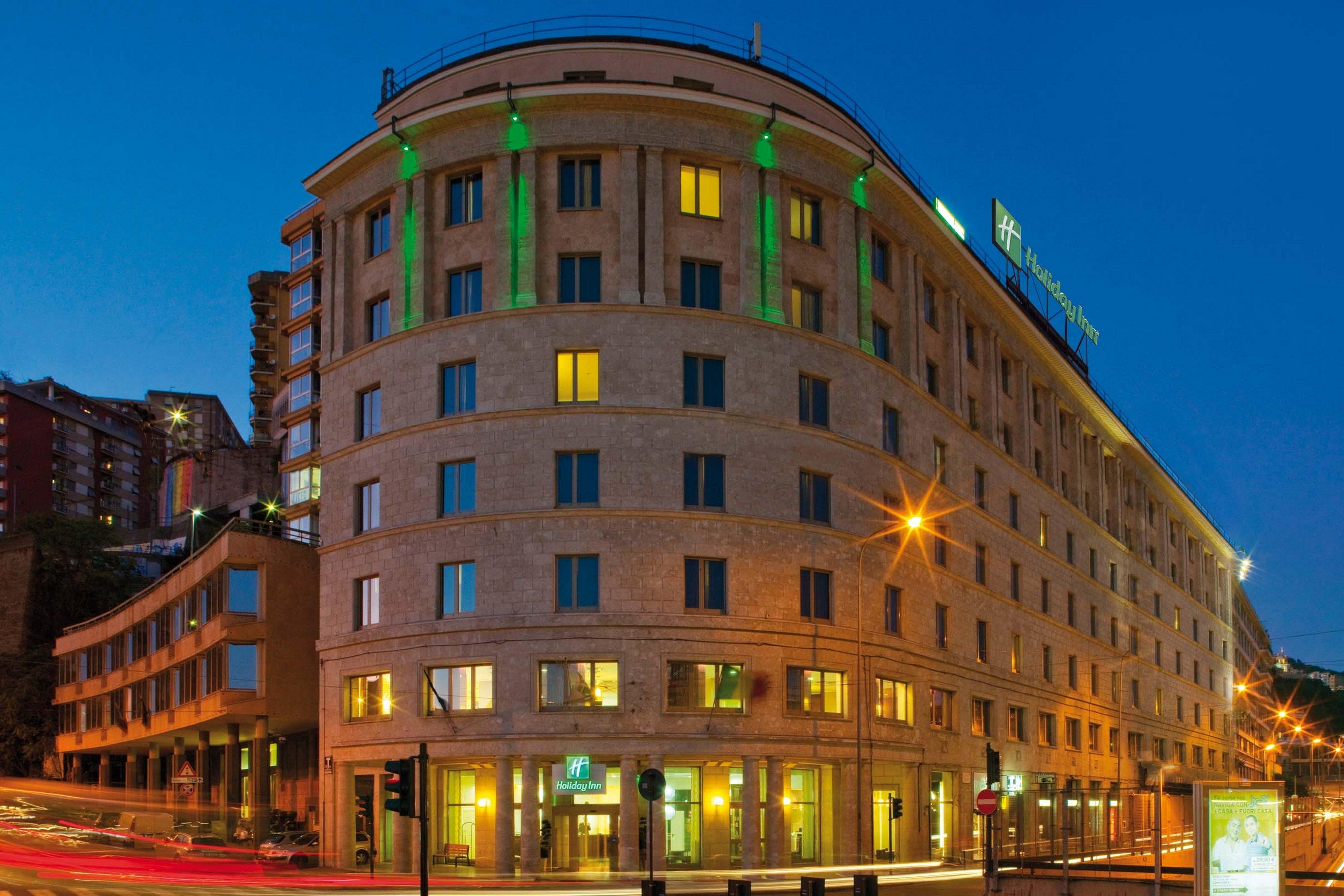 Holiday Inn Genoa City By Ihg Ngoại thất bức ảnh