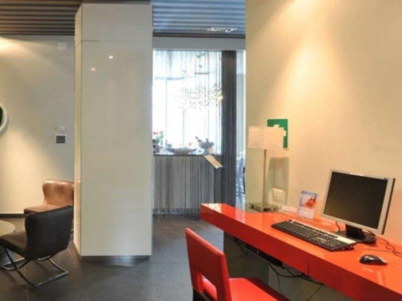 Holiday Inn Genoa City By Ihg Ngoại thất bức ảnh