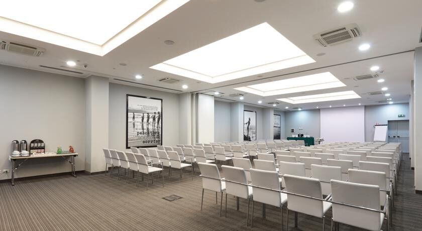 Holiday Inn Genoa City By Ihg Ngoại thất bức ảnh